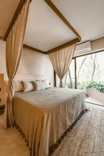 Taio Hotel 5*