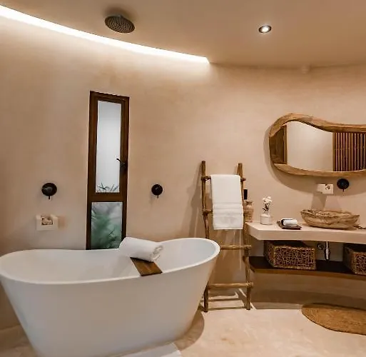 Taio Hotel 5*